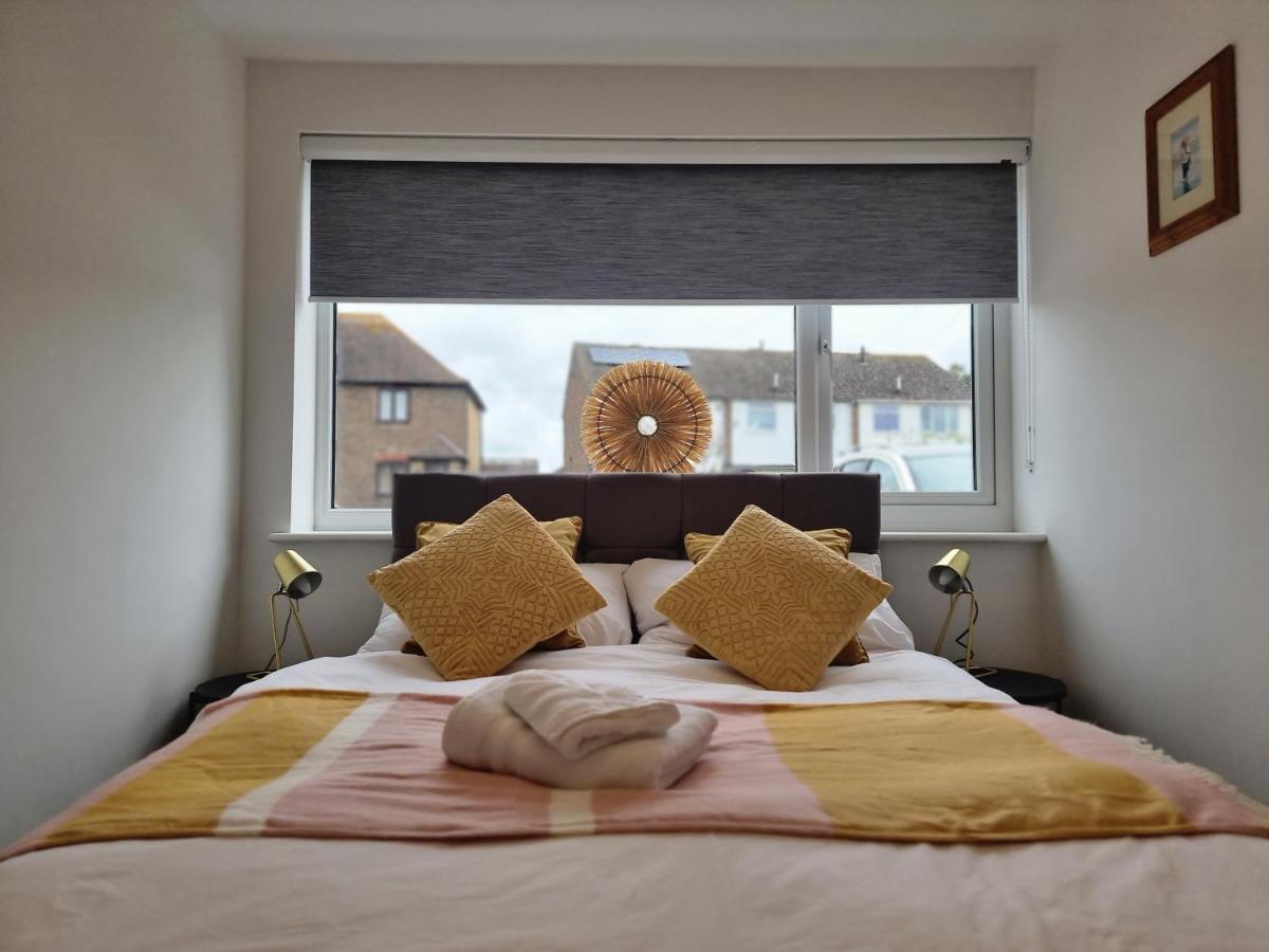 28 Excellentstays - Heathrow - 5 Bedroom House